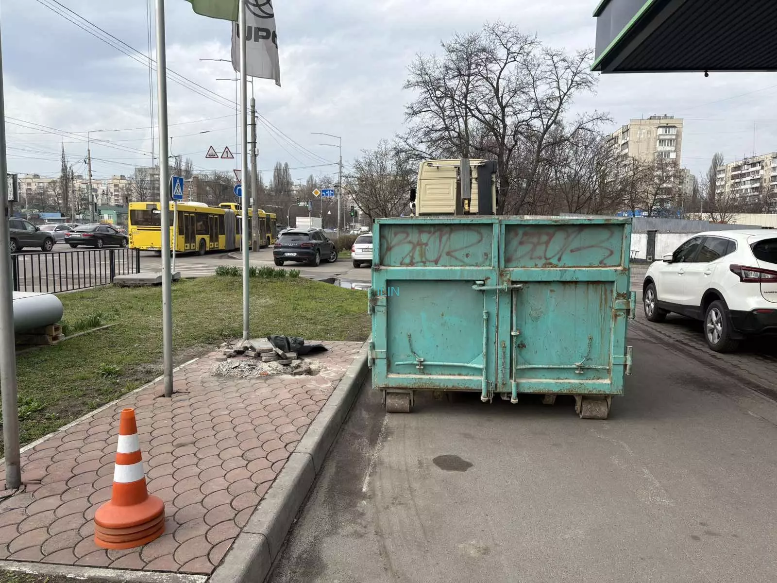 Вивіз будівельного сміття на вул. Автозаводська, 24/1 у Києві